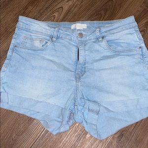 Light was Jean shorts